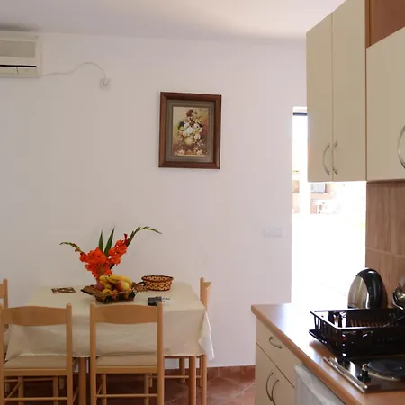 Apartments Vila Lazarevic Tivat Room photo