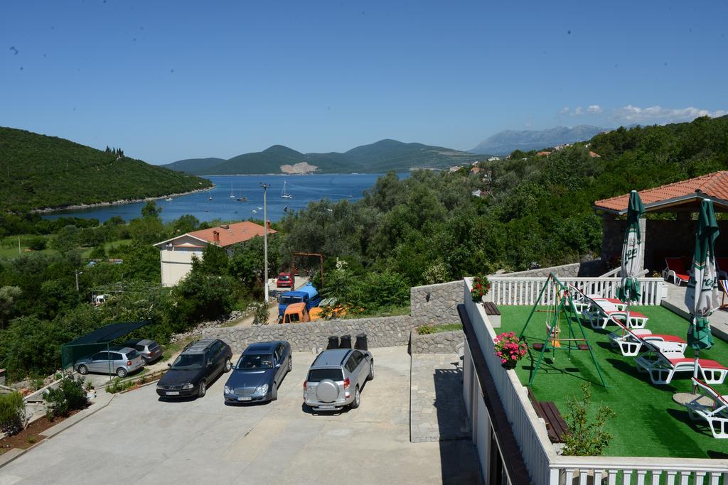Lazarevic *