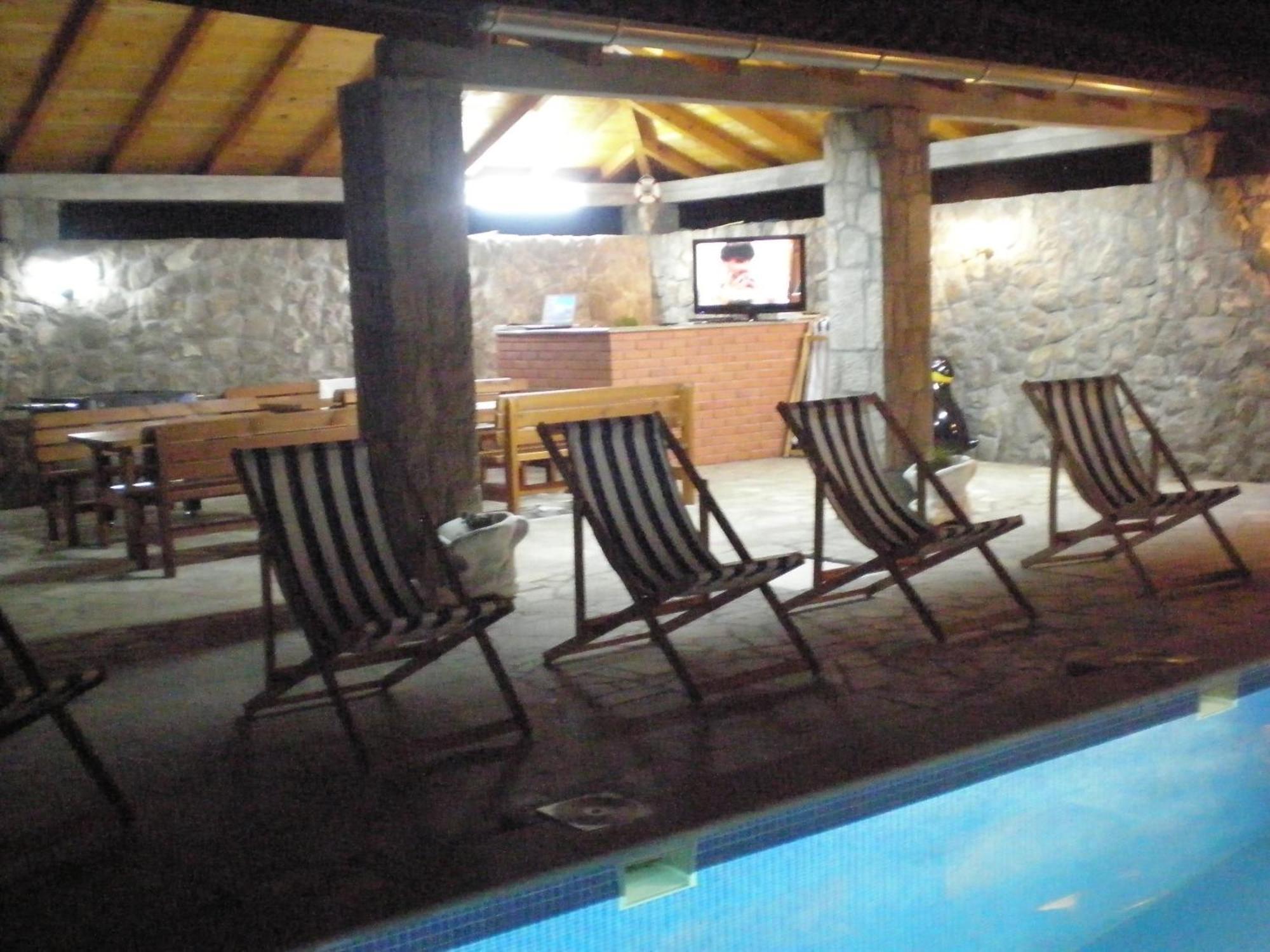 Lazarevic Apartment Tivat