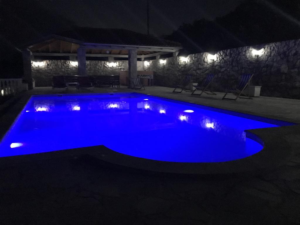 Lazarevic Apartment Tivat